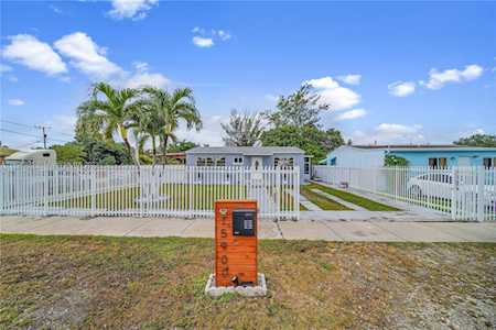 15900 NW 41st Ave Miami Gardens, FL 33054