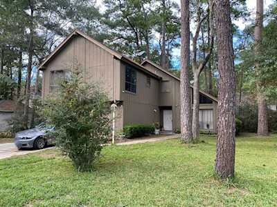 2 Glorybower Ct The Woodlands, TX 77380