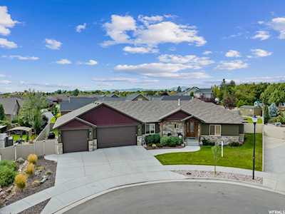 1903 W Gallop Cir West Jordan, UT 84088