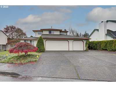 15809 NE 43rd ST Vancouver, WA 98682
