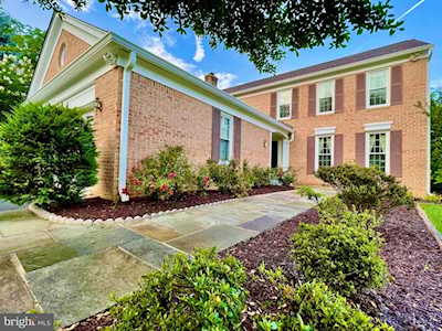 14921 Village Gate Dr Silver Spring, MD 20906