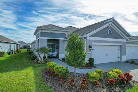 2715 Sapphire Blue Ln Bradenton, FL 34211