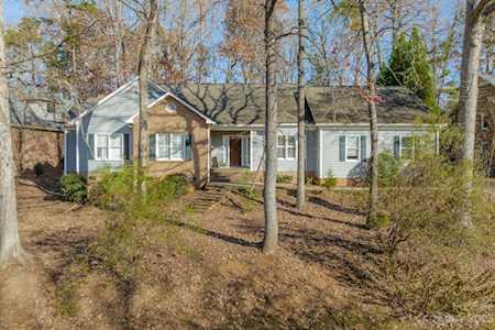10210 Whitethorn Dr Charlotte, NC 28277