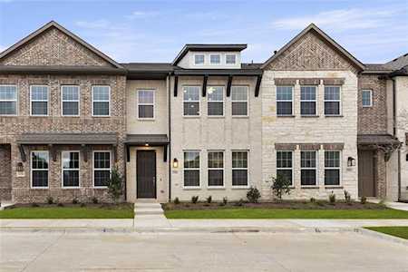 2284 Black Forest Drive Allen, TX 75013