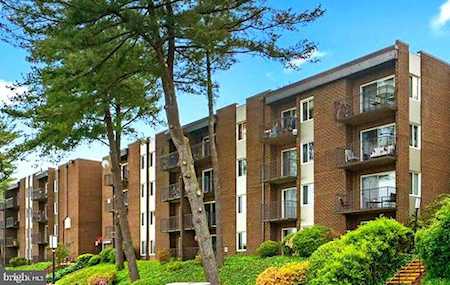 75 S Reynolds St #418 Alexandria, VA 22304