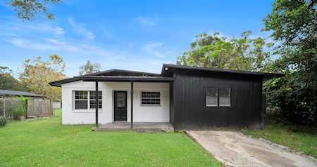 206 S Apollo Dr Apopka, FL 32703