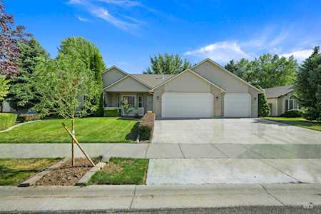 2833 E Green Canyon Meridian, ID 83642