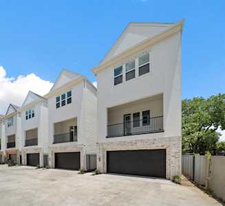 1406 Cleburne St Houston, TX 77004