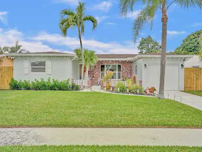 241 NW 80th Ave Margate, FL 33063