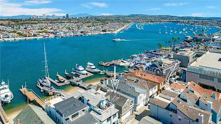 421 E Edgewater Newport Beach, CA 92661