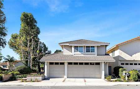 17 Abeto Irvine, CA 92620