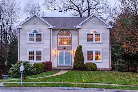 248 Jaclyn Drive Cranberry Township, PA 16066