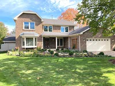 3101 Indian Creek Dr Buffalo Grove, IL 60089