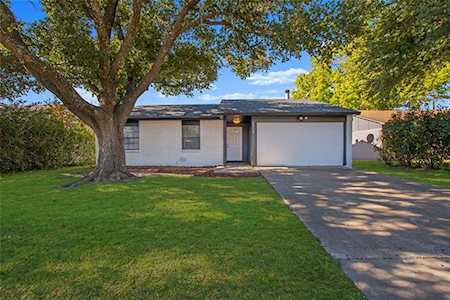 5809 Ridgecove Drive Garland, TX 75043