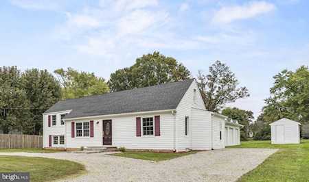 8505 Rosemont Circle Alexandria, VA 22309