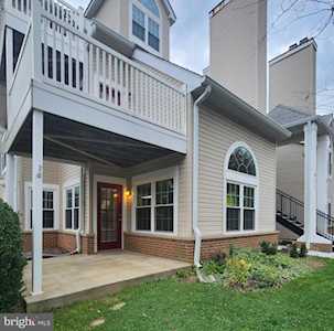 913 Hillside Lake Terrace #410 Gaithersburg, MD 20878