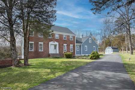 3 Ridge Rd Peapack Gladstone Boro, NJ 07934