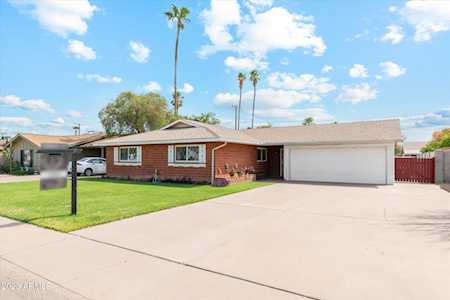 8229 E Glenrosa Ave Scottsdale, AZ 85251