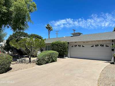 8032 E Wilshire Dr Scottsdale, AZ 85257