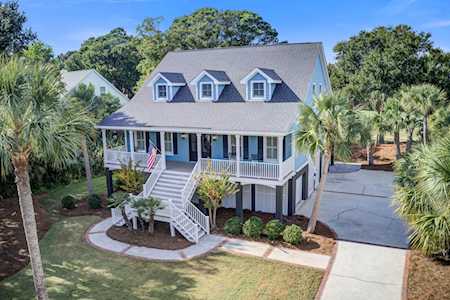 6803 Back Bay Drive Isle Of Palms, SC 29451