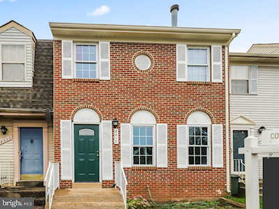 8610 Lamont Ct Manassas, VA 20110