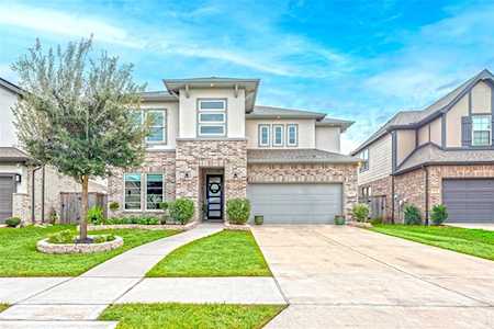 8934 Emerald Cane Dr Missouri City, TX 77459