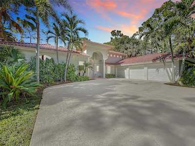 6051 NW 65th Ter Parkland, FL 33067
