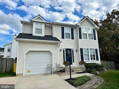 2087 Lower Ct Crofton, MD 21114