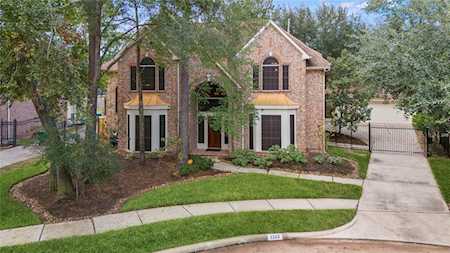 1102 Cricklewood Ln Spring, TX 77379