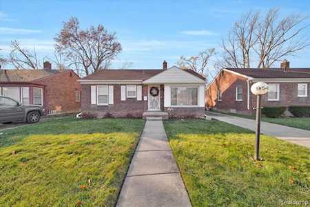 9545 Grandville Ave Detroit, MI 48228