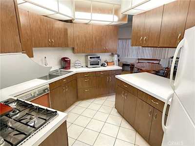 1323 N Spurgeon St #6 Santa Ana, CA 92701