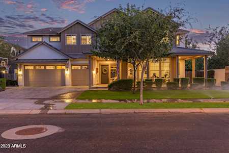 3017 E Silo Dr Gilbert, AZ 85296