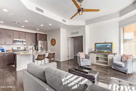 6525 N 18th Place Phoenix, AZ 85016