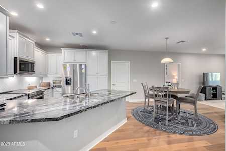 2511 W Queen Creek Rd #115 Chandler, AZ 85248