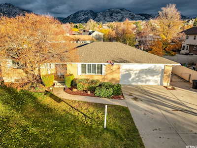 7257 S Walpole Way E Cottonwood Heights, UT 84121