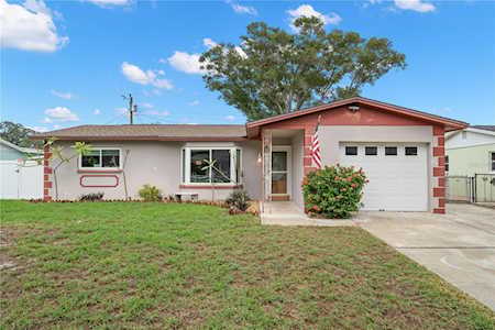 11457 116th St Seminole, FL 33778