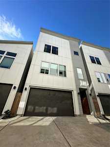 9611 Marlive Ln Houston, TX 77025