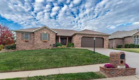 5610 Creekstone Drive Evansville, IN 47725