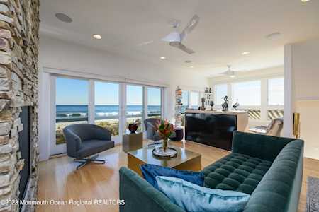 25 Village Rd Sea Bright, NJ 07760