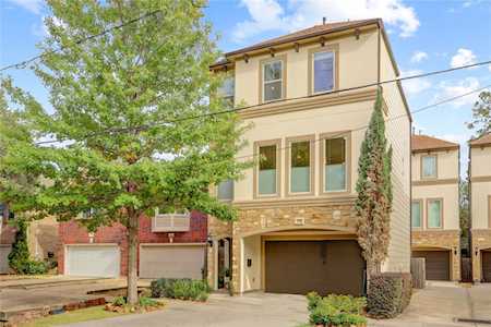 1518 Birdsall St Houston, TX 77007
