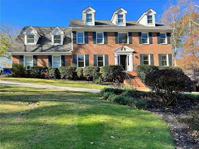5010 Spruce Bluff Drive Sandy Springs, GA 30350