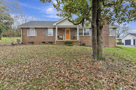 157 Robinhood Cir Hendersonville, TN 37075