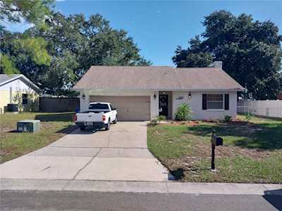 5611 La Serena Ave Lakeland, FL 33809