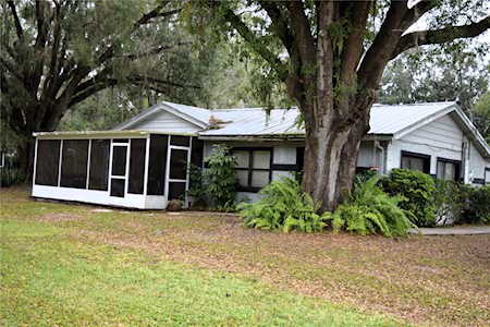 18117 Geraci Rd Lutz, FL 33548