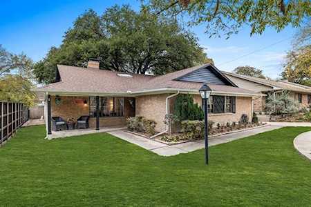 9011 Westglen Drive Dallas, TX 75228