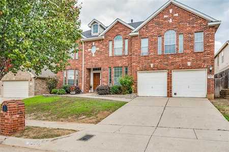 5517 Dunn Hill Drive Fort Worth, TX 76137