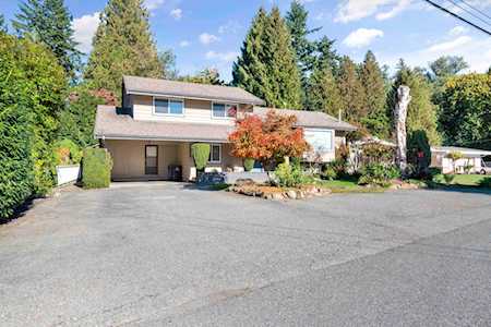 2396 Farrant Street Abbotsford, BC V2S 1V3