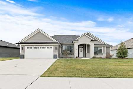 1216 SHORE ACRES LOOP Columbia, MO 65201