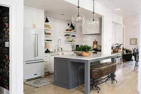 707 W Johanna ST #B Austin, TX 78704