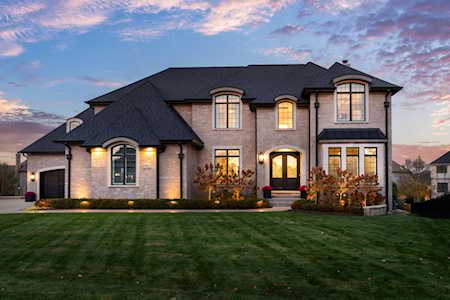 4427 Sassafras Ln Naperville, IL 60564